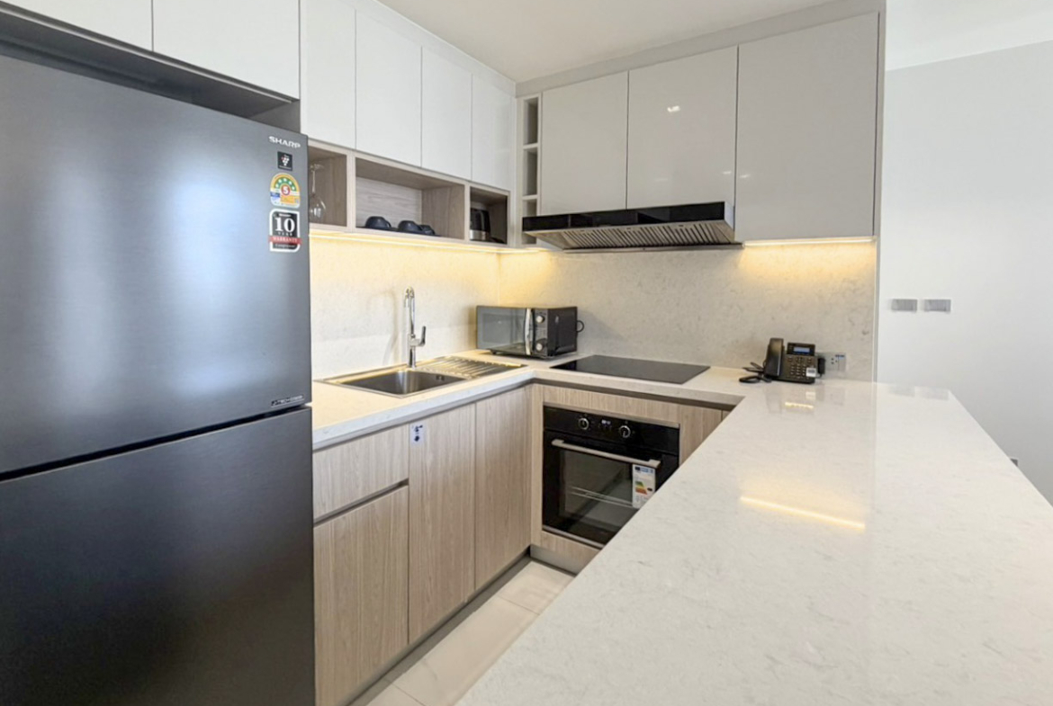 2BR Condo 106 SQM Sukhumvit 20 Near BTS Asoke | High Floor