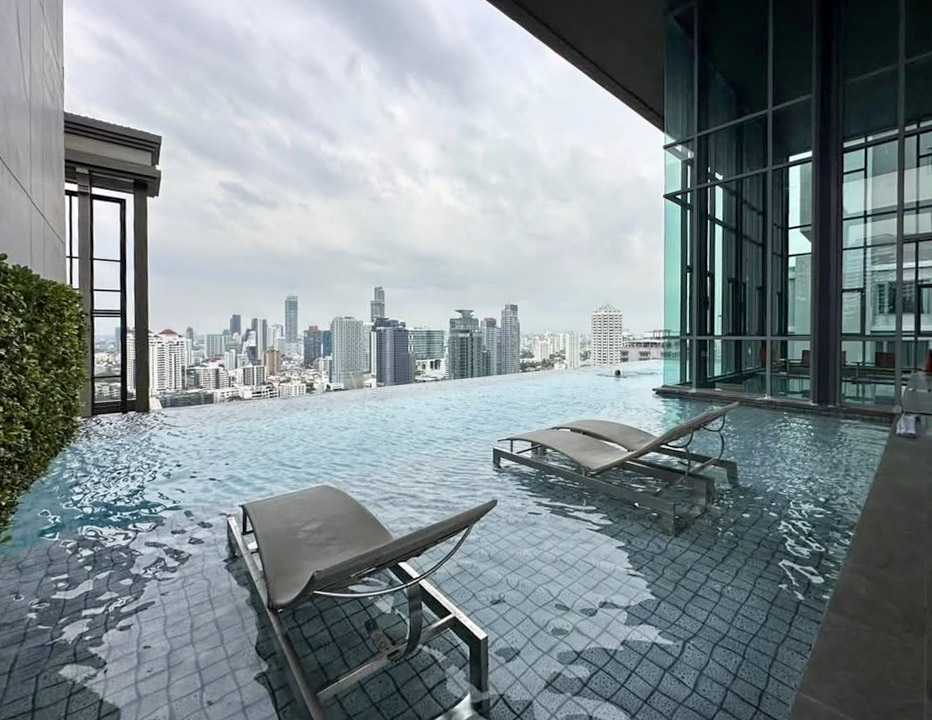 The Crest 35 SQM Sukhumvit 34 | 1BR Condo Near BTS Thonglor