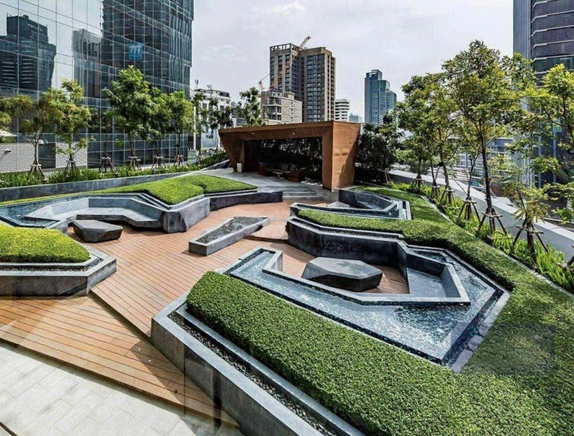 MUNIQ Phrom Phong 1BR 56 SQM Condo | Near BTS Prompong