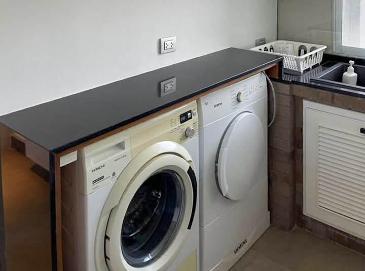 D.S. Tower 1, 270 SQM Sukhumvit 33 | Renovated 3BR Condo