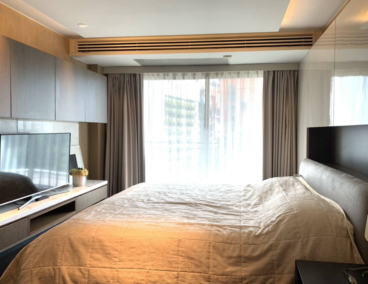 674161308_122253588254148879_3933995211717380209_n The Crest 248.37 SQM Sukhumvit 24 Duplex | 3BR Condo for Rent