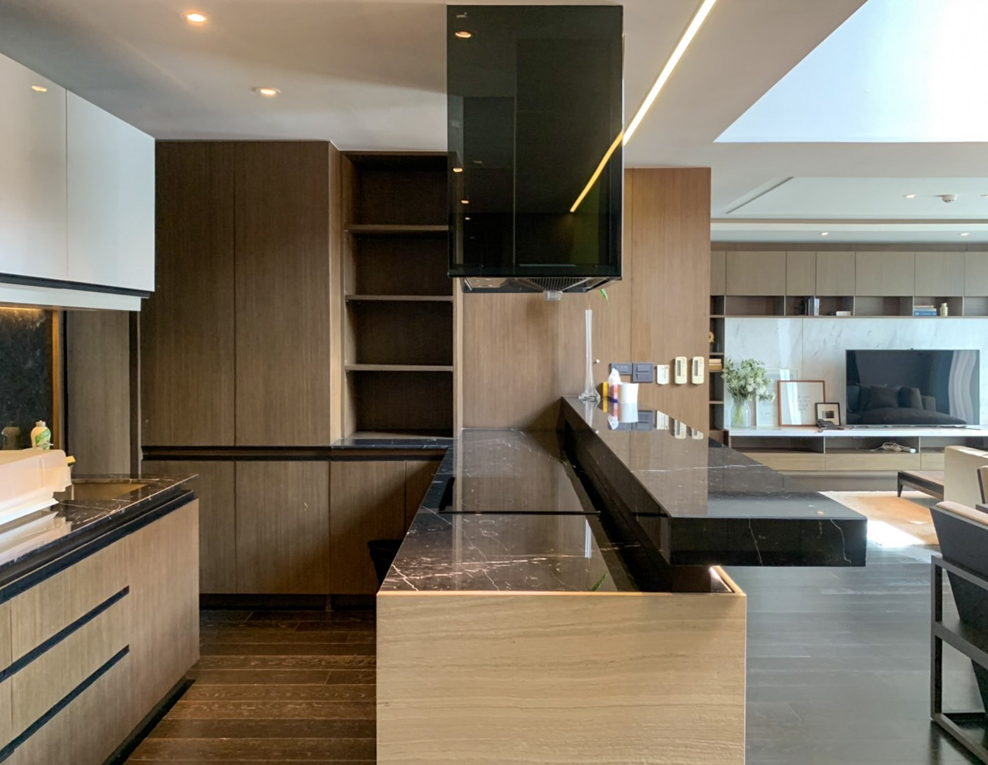 675285399_122253588764148879_8613765221802357241_n The Crest 248.37 SQM Sukhumvit 24 Duplex | 3BR Condo for Rent