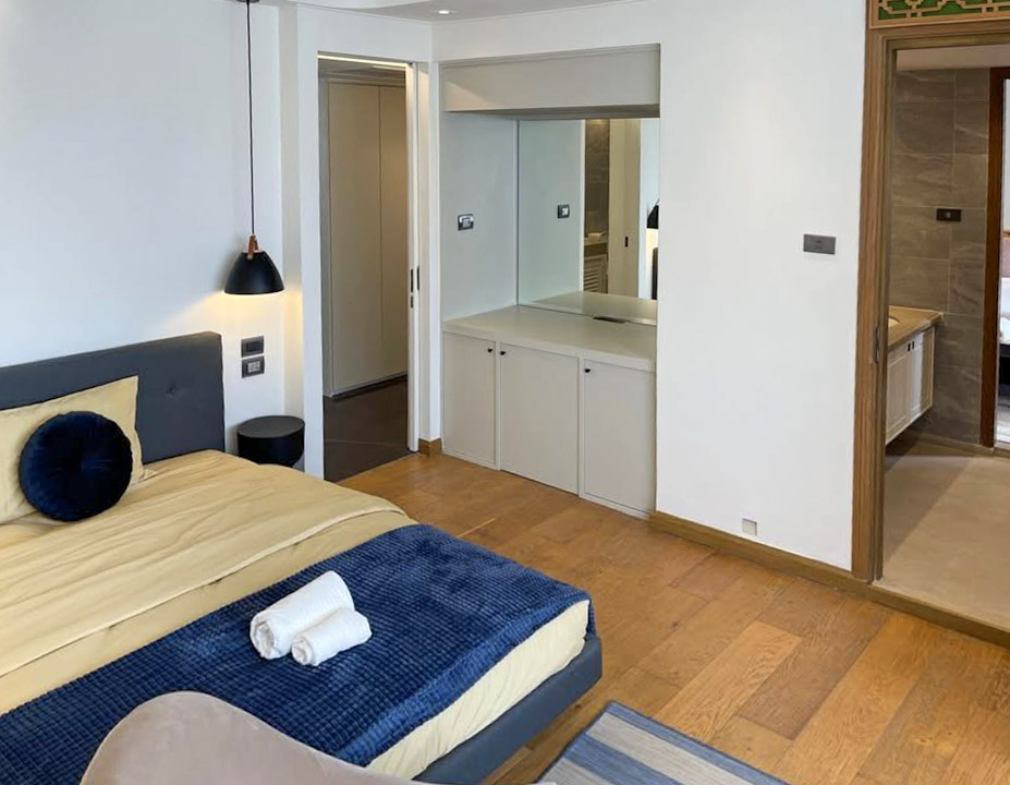D.S. Tower 1, 270 SQM Sukhumvit 33 | Renovated 3BR Condo