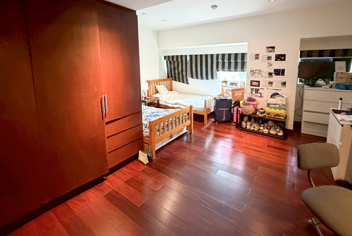 Le Raffine 347.16 SQM Sukhumvit 31 Duplex | Private Pool 3BR