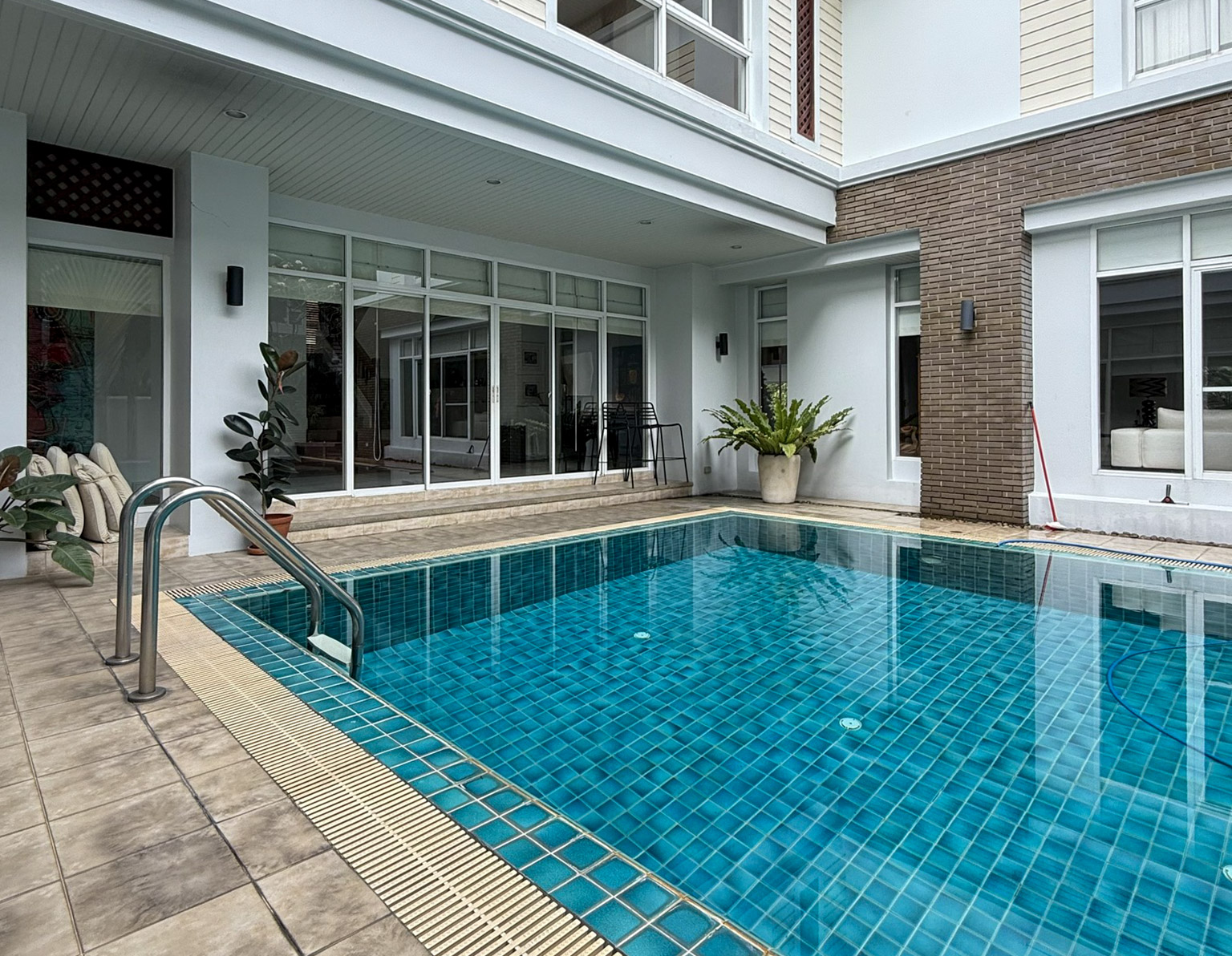 680513457_122171638538855351_677197813709518974_n Luxury Pool Villa 400 SQM Sukhumvit 36 | 4BR Near BTS