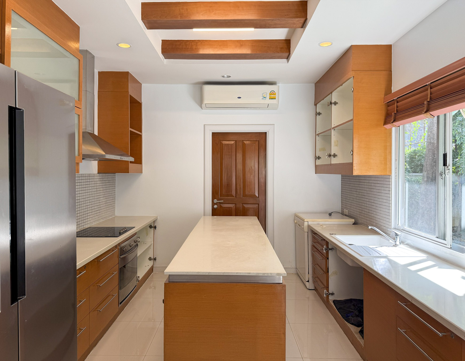 684149928_122171638292855351_7642064060836399128_n Luxury Pool Villa 400 SQM Sukhumvit 36 | 4BR Near BTS