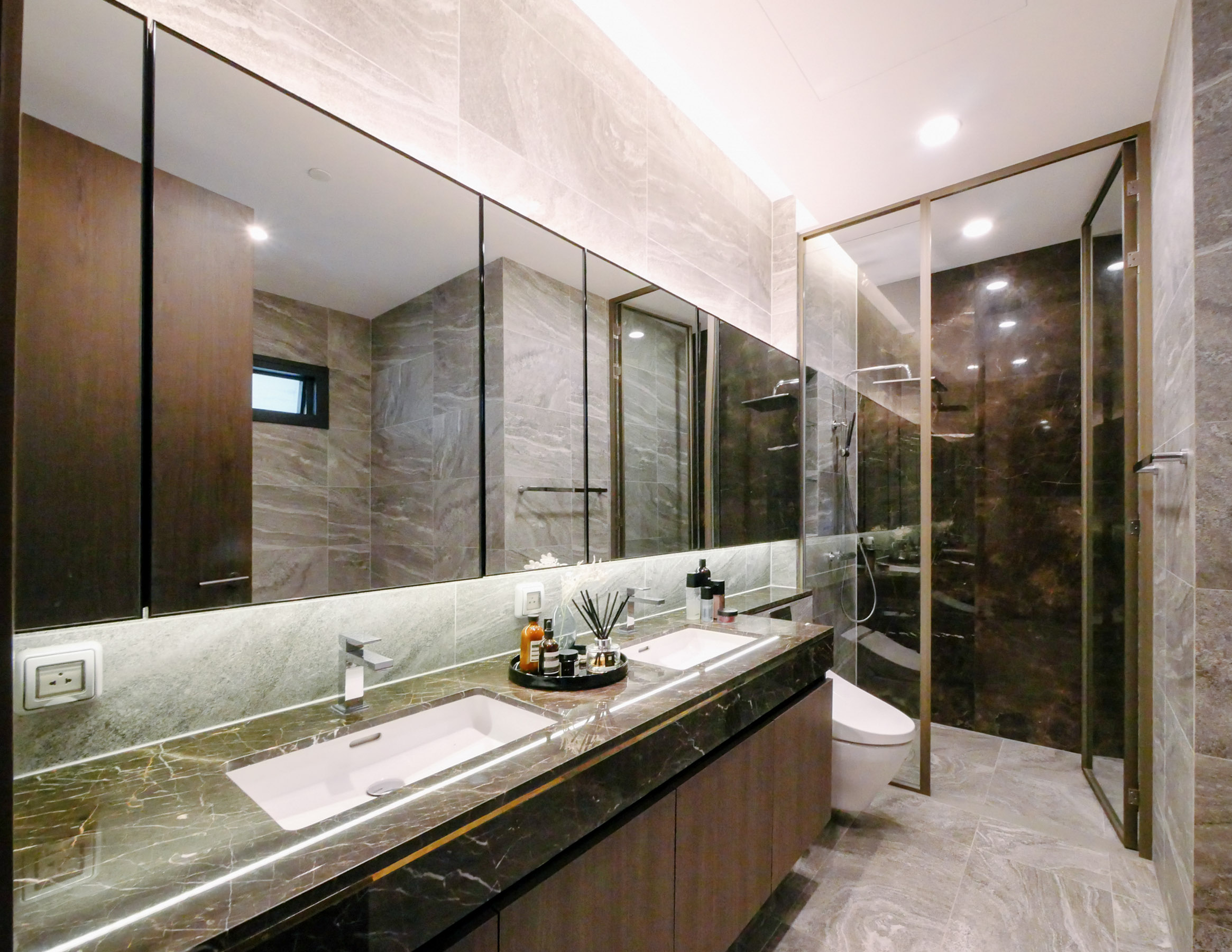 P1002101 The ESSE Sukhumvit 36 | 3BR 124 SQM Luxury Condo for Rent