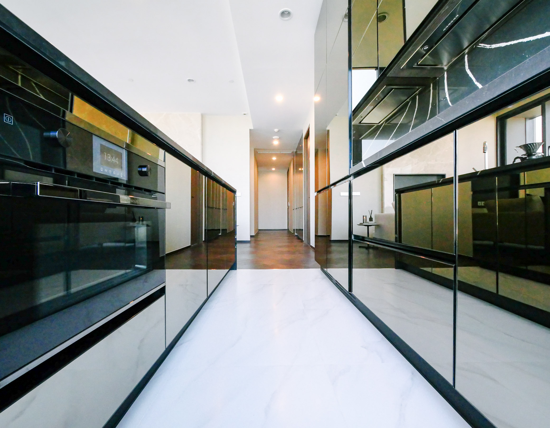P1002208 The ESSE Sukhumvit 36 | 3BR 124 SQM Luxury Condo for Rent