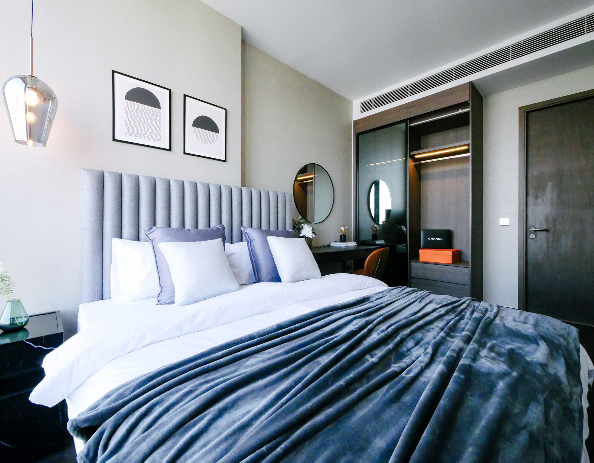 P1002233 The ESSE Sukhumvit 36 | 3BR 124 SQM Luxury Condo for Rent