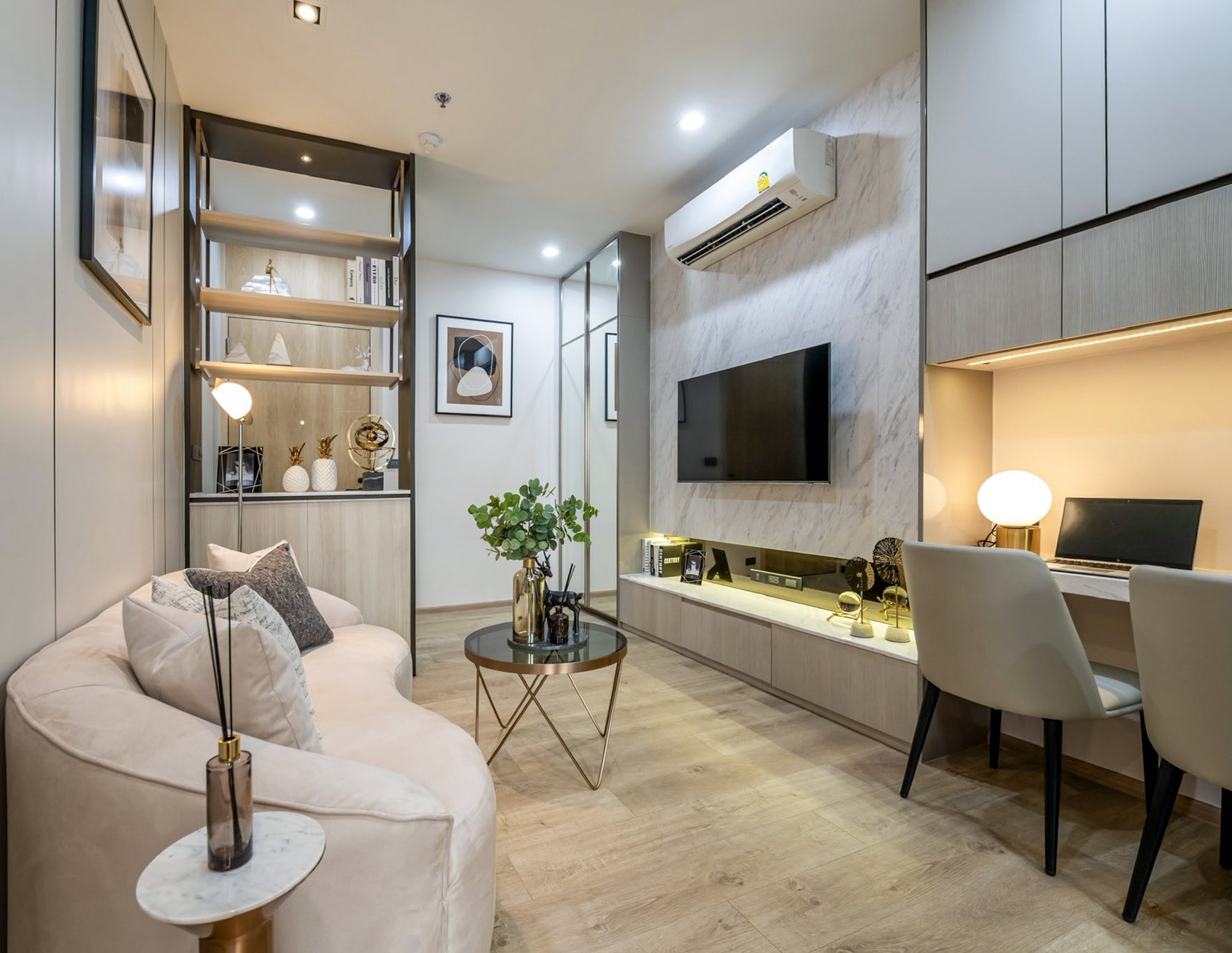 THE FINE 36 SQM 1BR Rent near BTS Ekkamai