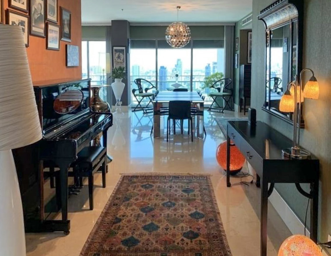 The Madison 330 SQM 4BR Rent near BTS Phrom Phong