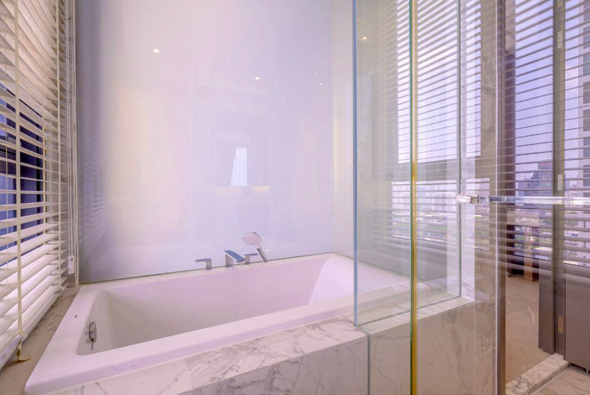 Luxury Condo 130 SQM Hyde Heritage Thonglor BTS