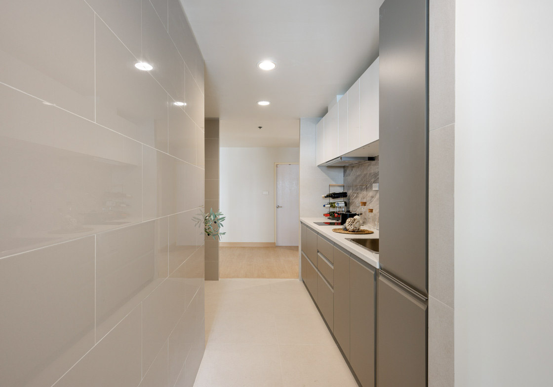 Waterford 144 SQM near BTS Phrom Phong for Sale