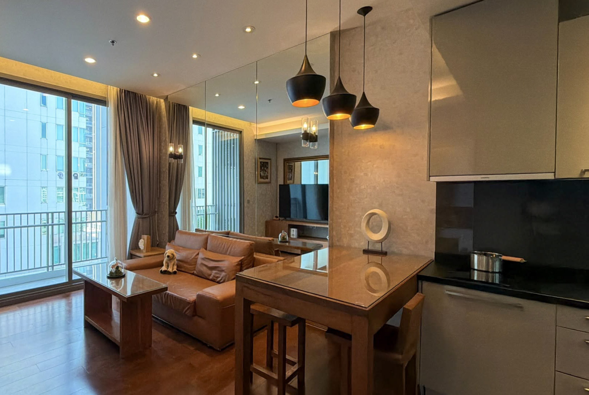 Quattro by Sansiri 55 SQM Condo for Rent Thonglor