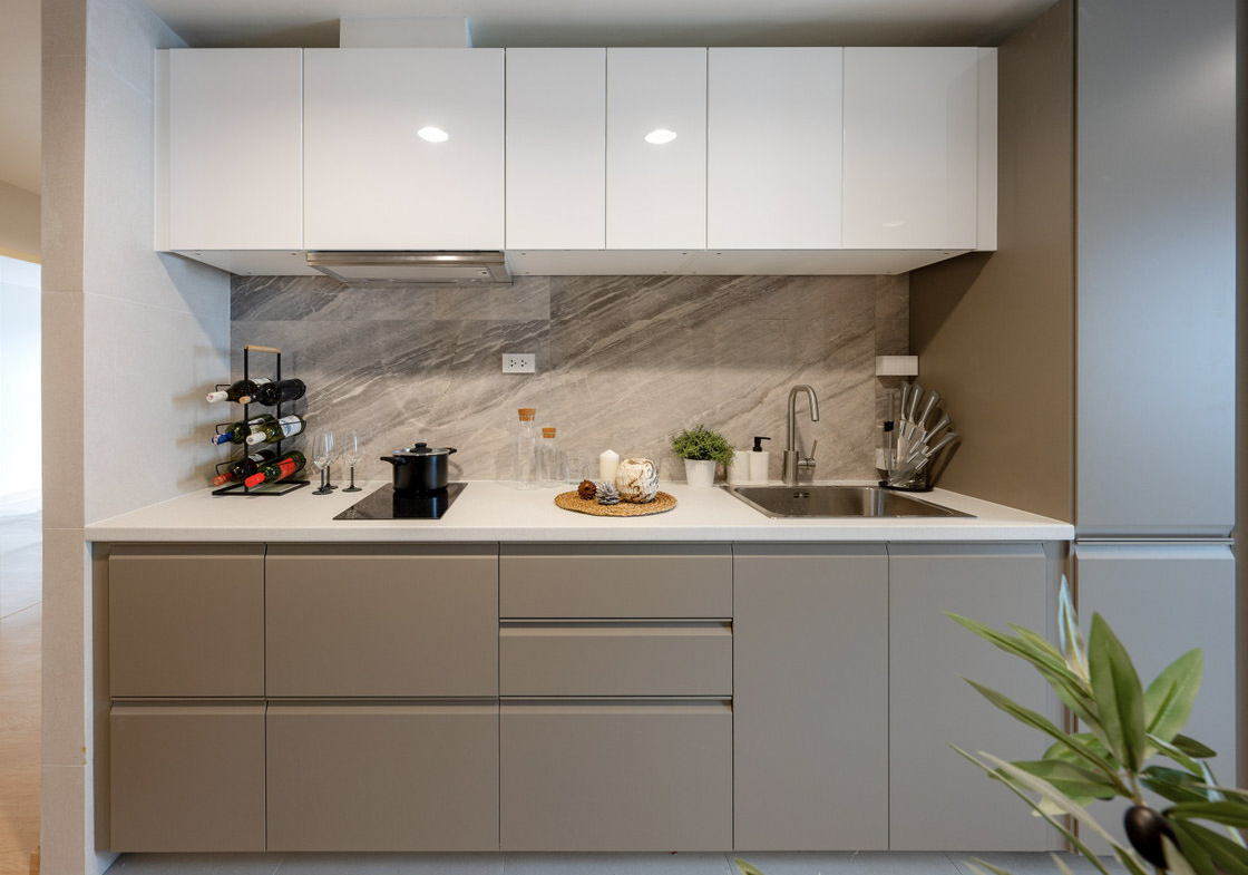 Waterford 144 SQM near BTS Phrom Phong for Sale