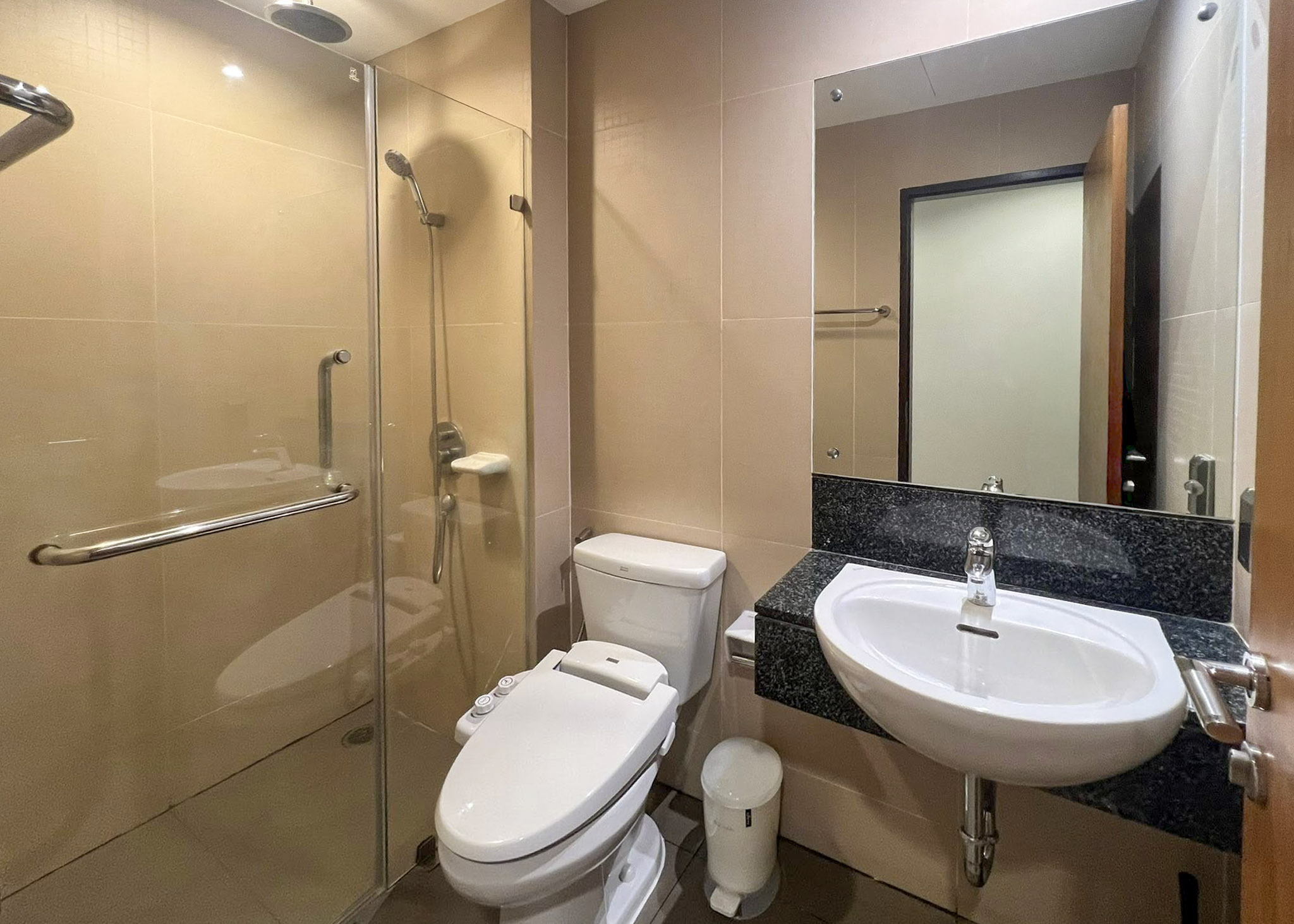 731059189_4294868207325459_7864940995095454146_n 72.66 SQM Condo Sale Rent Sukhumvit 59