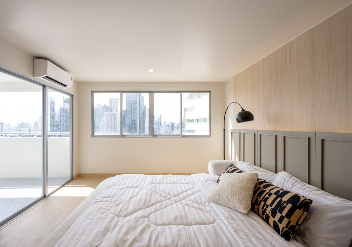 Waterford 144 SQM near BTS Phrom Phong for Sale