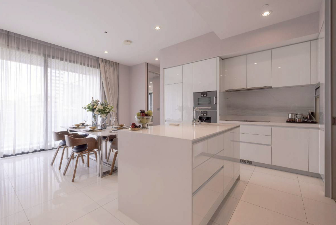 VITTORIO 2 Bed 137 SQM near BTS Phrom Phong