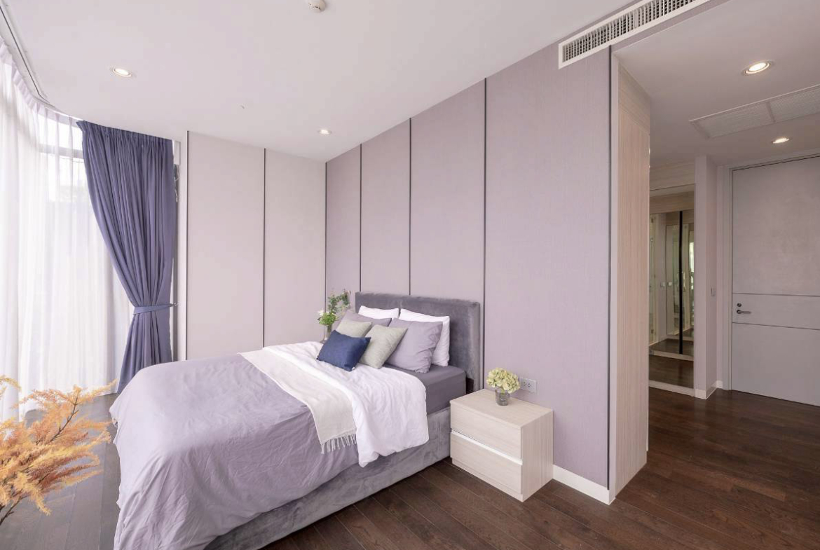 VITTORIO 2 Bed 137 SQM near BTS Phrom Phong