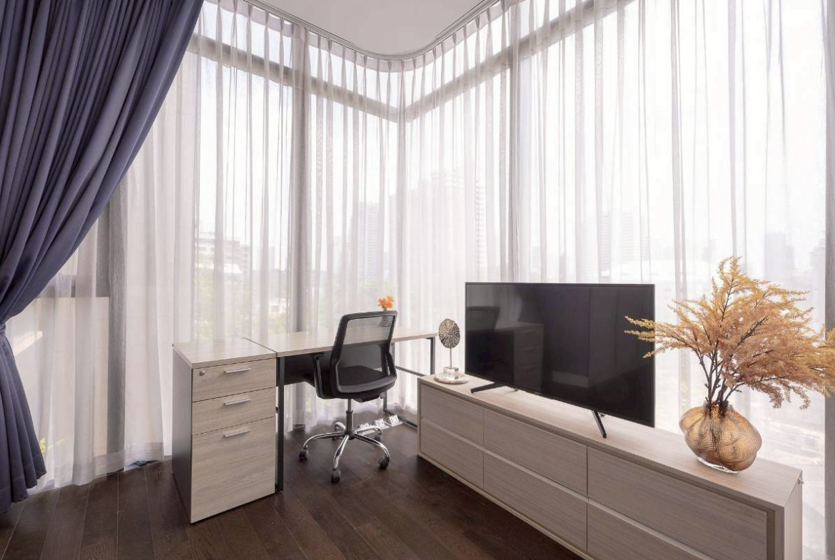 VITTORIO 2 Bed 137 SQM near BTS Phrom Phong