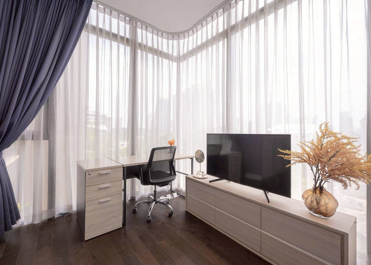 LINE_ALBUM_811_260323_23 VITTORIO 2 Bed 137 SQM near BTS Phrom Phong