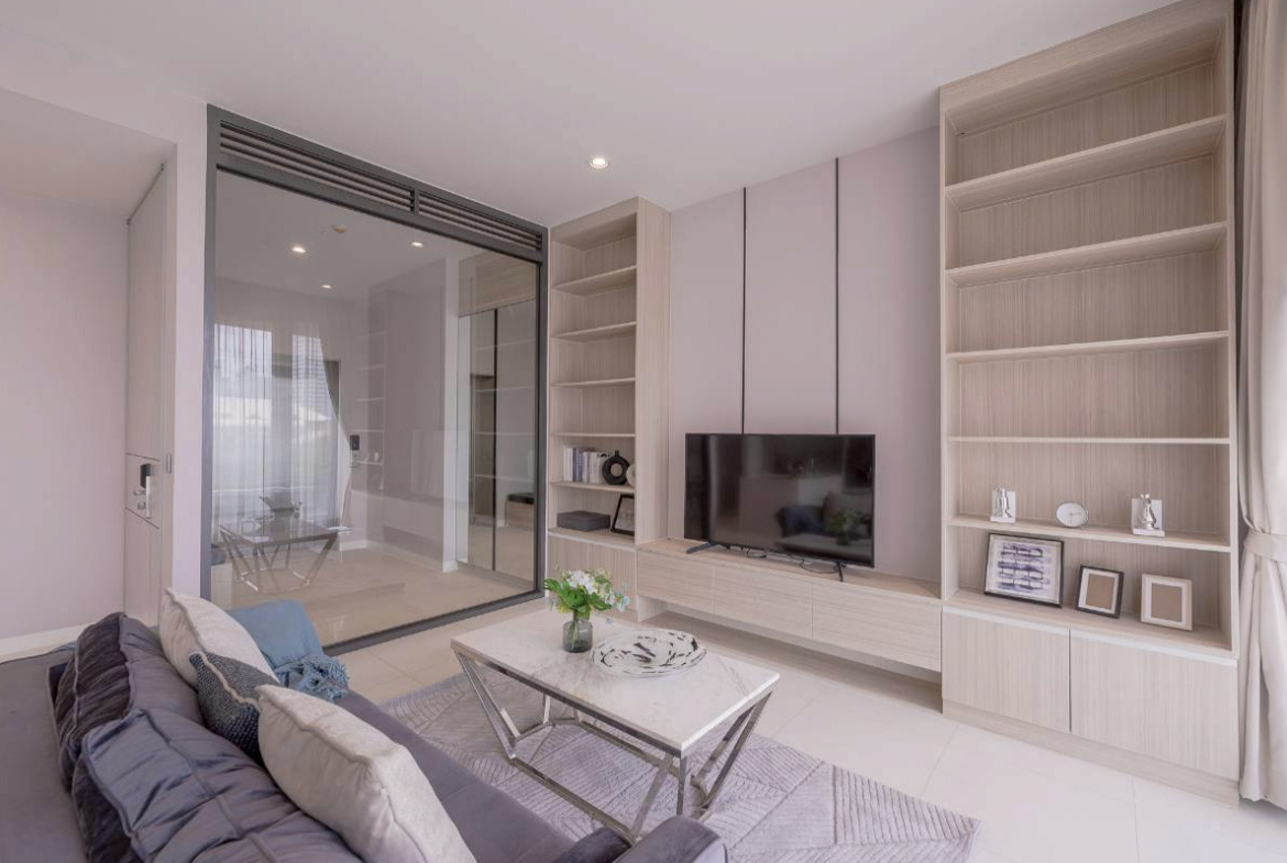 VITTORIO 2 Bed 137 SQM near BTS Phrom Phong