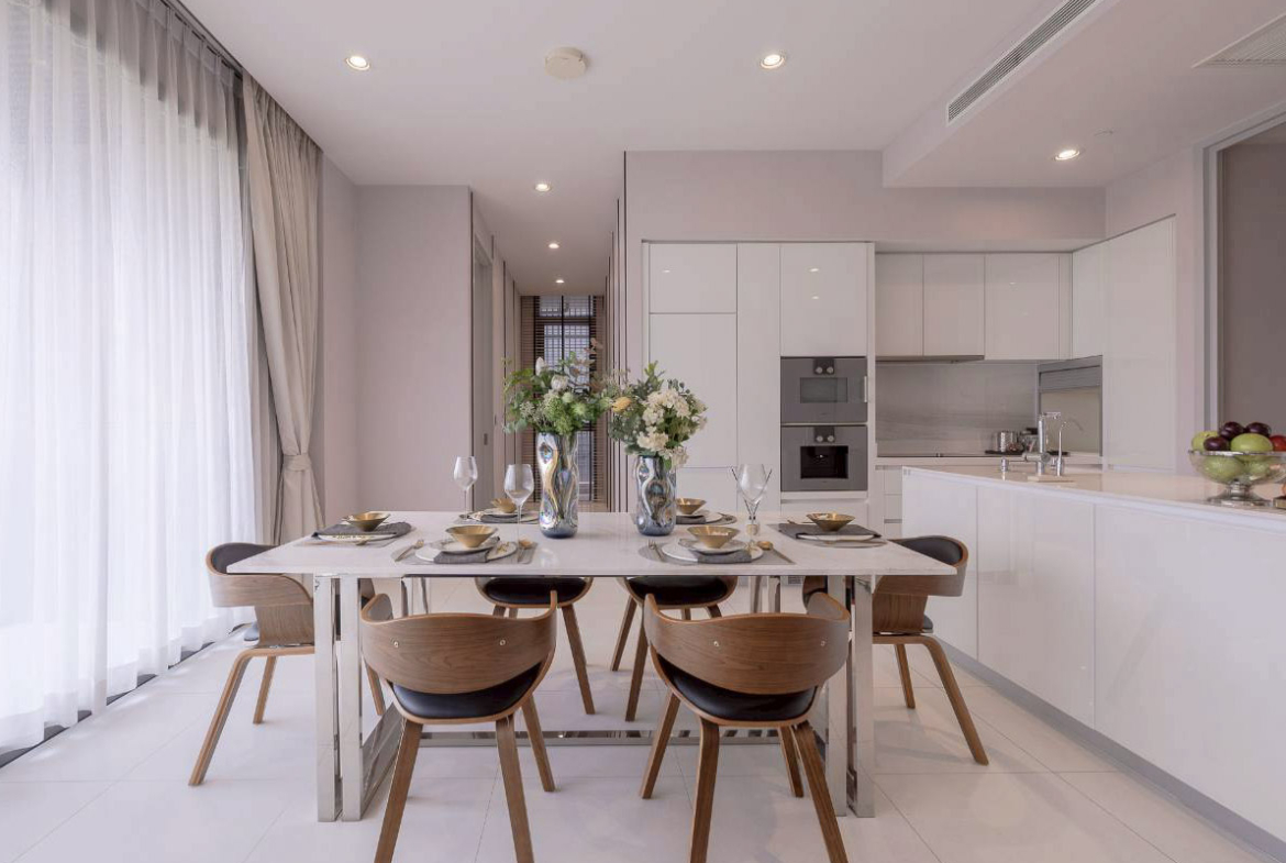 VITTORIO 2 Bed 137 SQM near BTS Phrom Phong