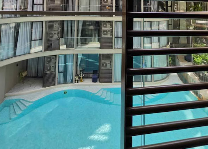 41 SQM FYNN Asoke Condo Rent near BTS Asoke