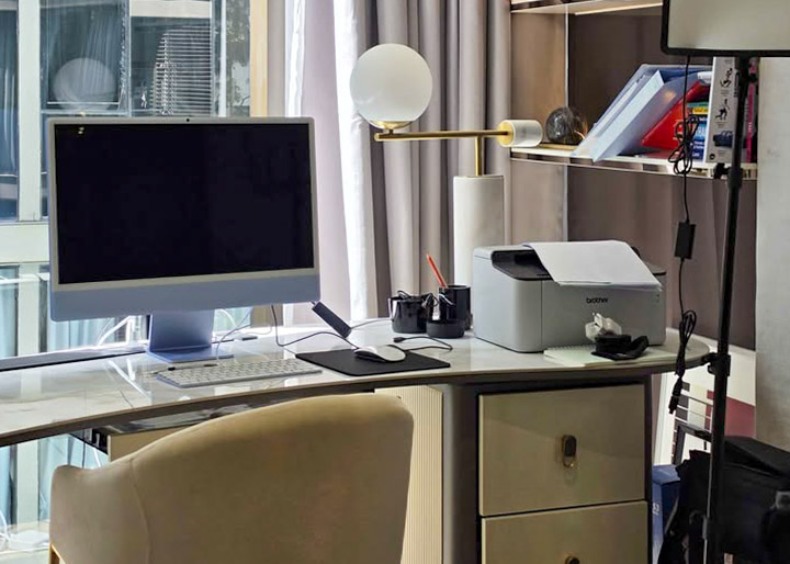 41 SQM FYNN Asoke Condo Rent near BTS Asoke