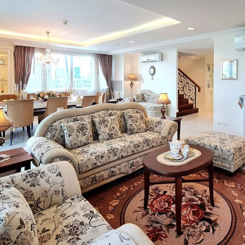 800 SQM Duplex Penthouse Sukhumvit 39 Rent/Sale