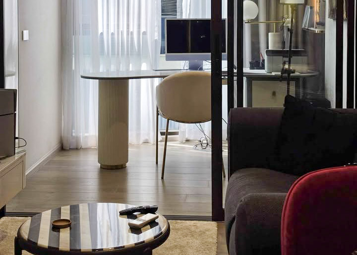 41 SQM FYNN Asoke Condo Rent near BTS Asoke