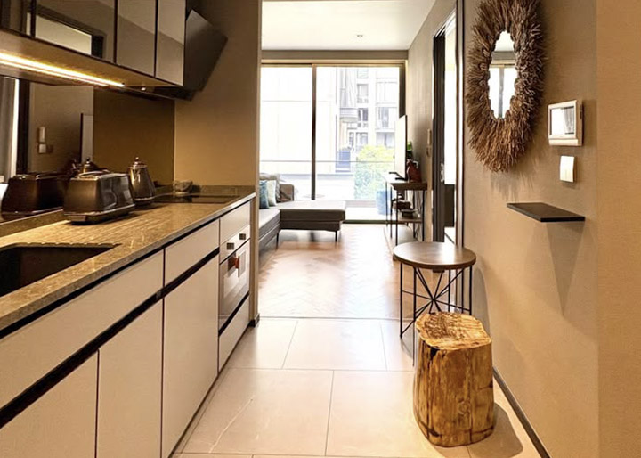 The Reserve 61 Hideaway Condo 64 SQM Ekkamai