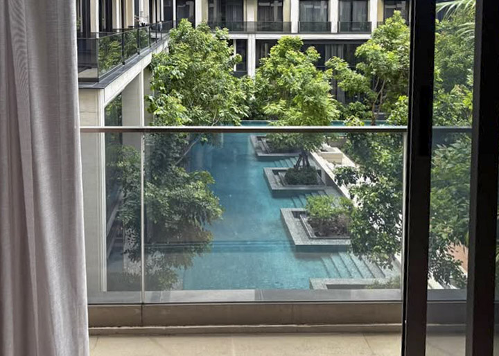 The Reserve 61 Hideaway Condo 64 SQM Ekkamai