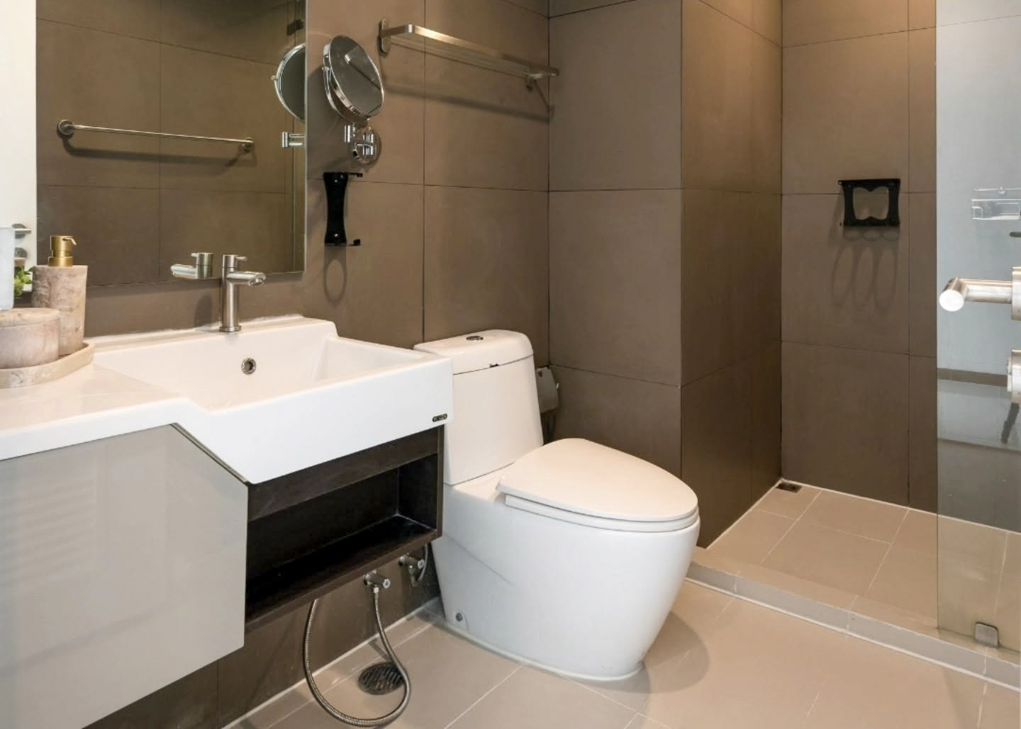 748623965_1023774713909750_1985263266371651000_n Ekkamai Condo for Sale 70.97 SQM 2BR Bangkok