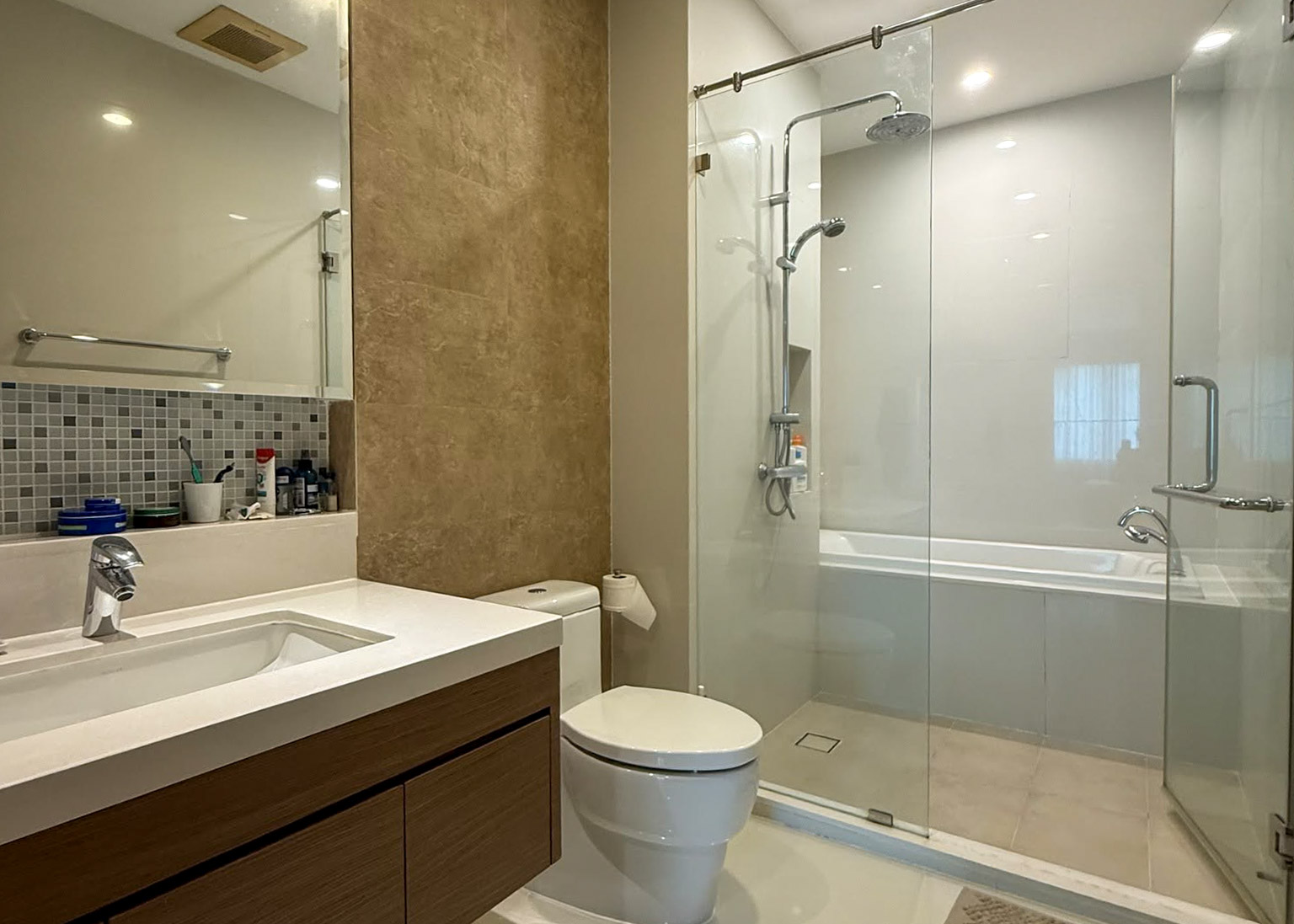 749286651_1804412040906445_3294378940547595352_n Bright Sukhumvit 24 Condo 74 SQM Phrom Phong
