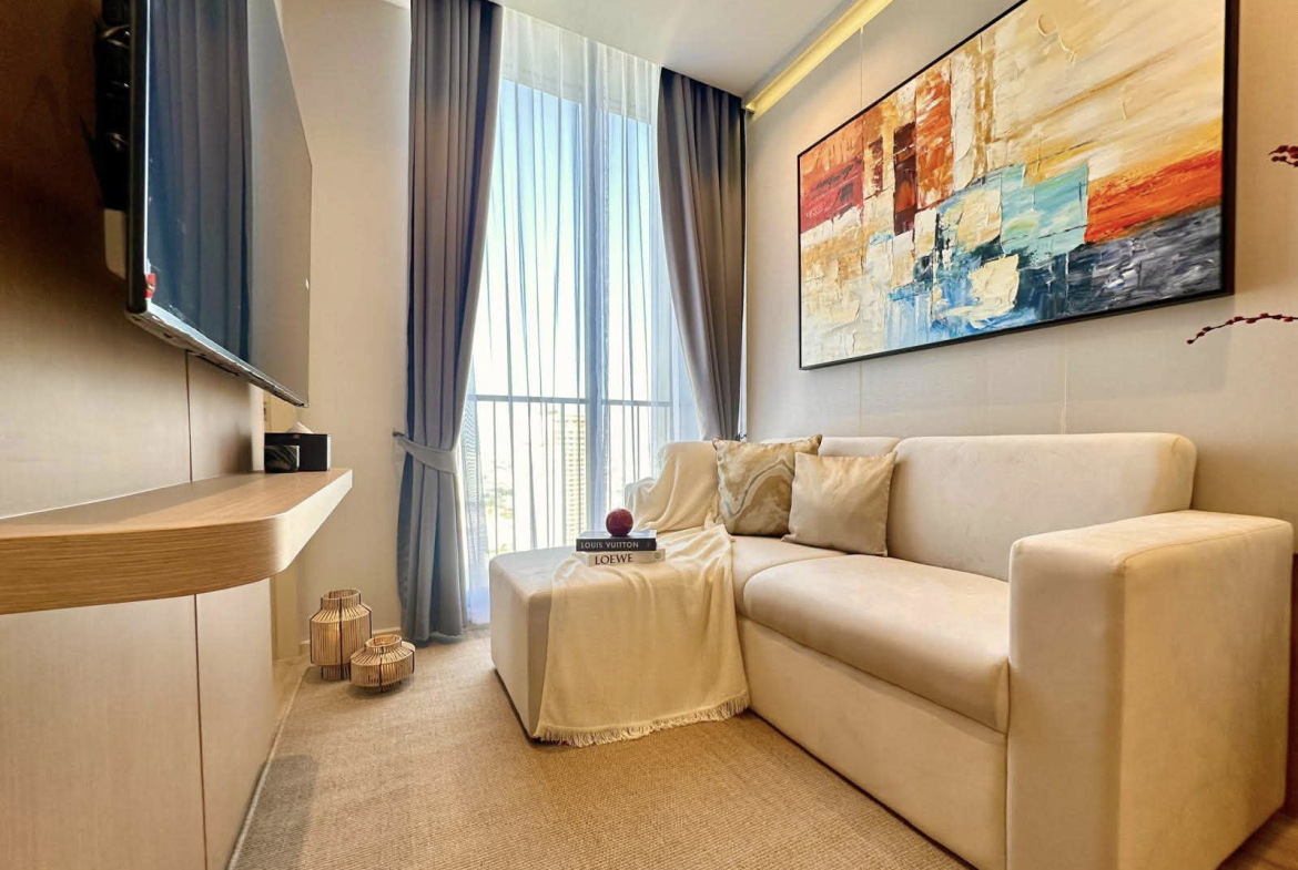 Noble State 39 Condo 35 SQM Near BTS Phrom Phong