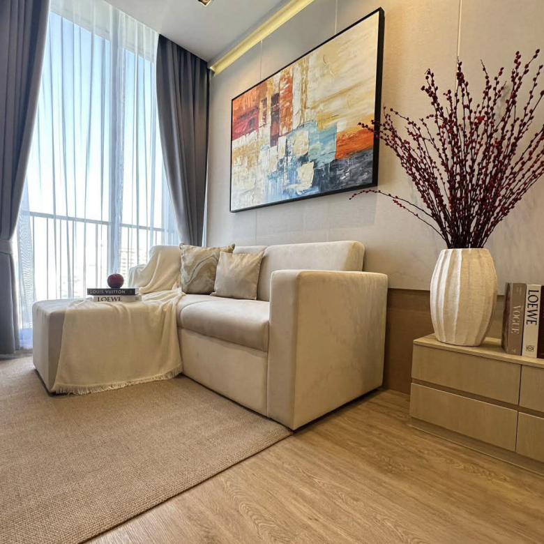 Noble State 39 Condo 35 SQM Near BTS Phrom Phong