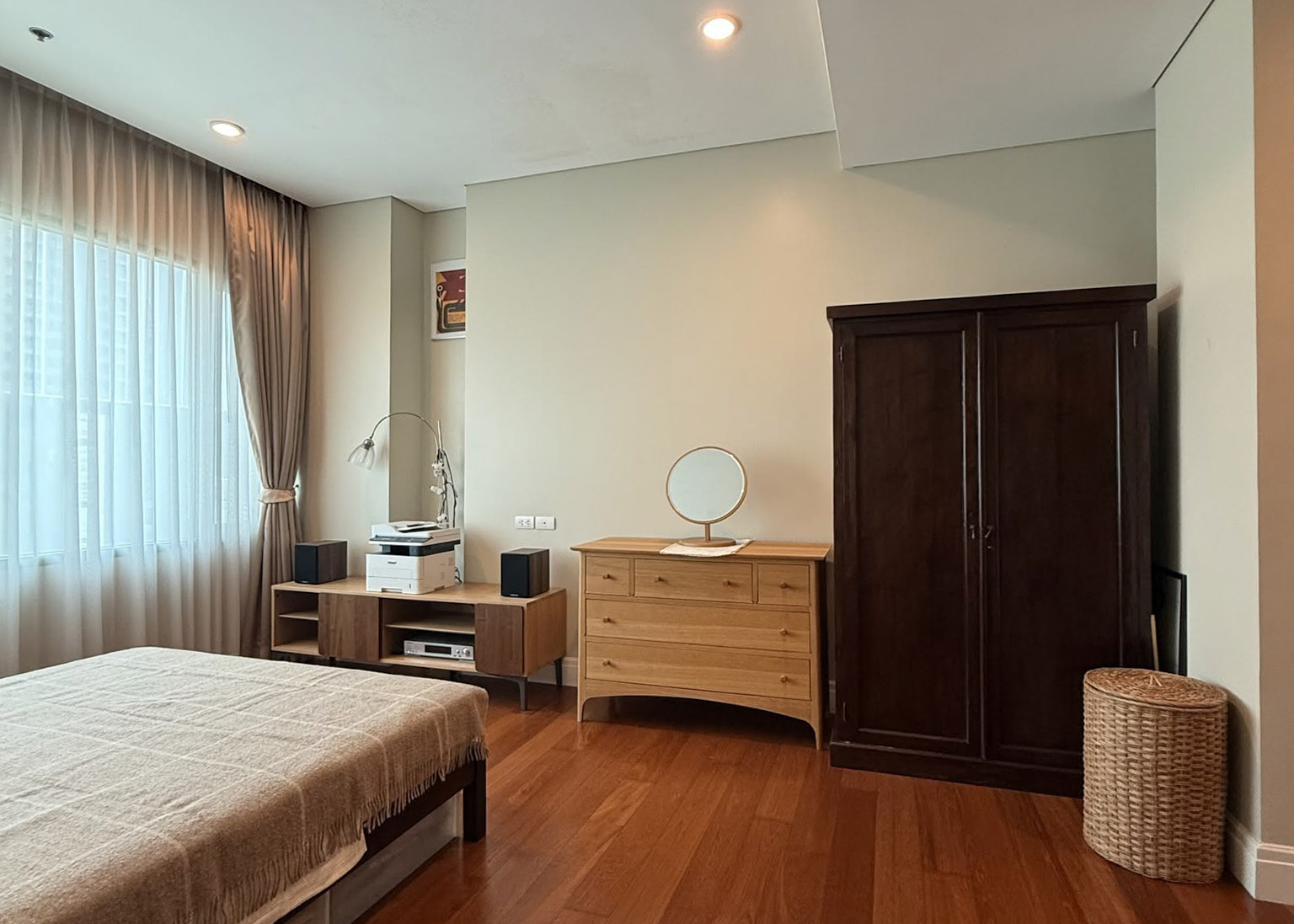 754143258_1804412220906427_2240239045690061133_n Bright Sukhumvit 24 Condo 74 SQM Phrom Phong