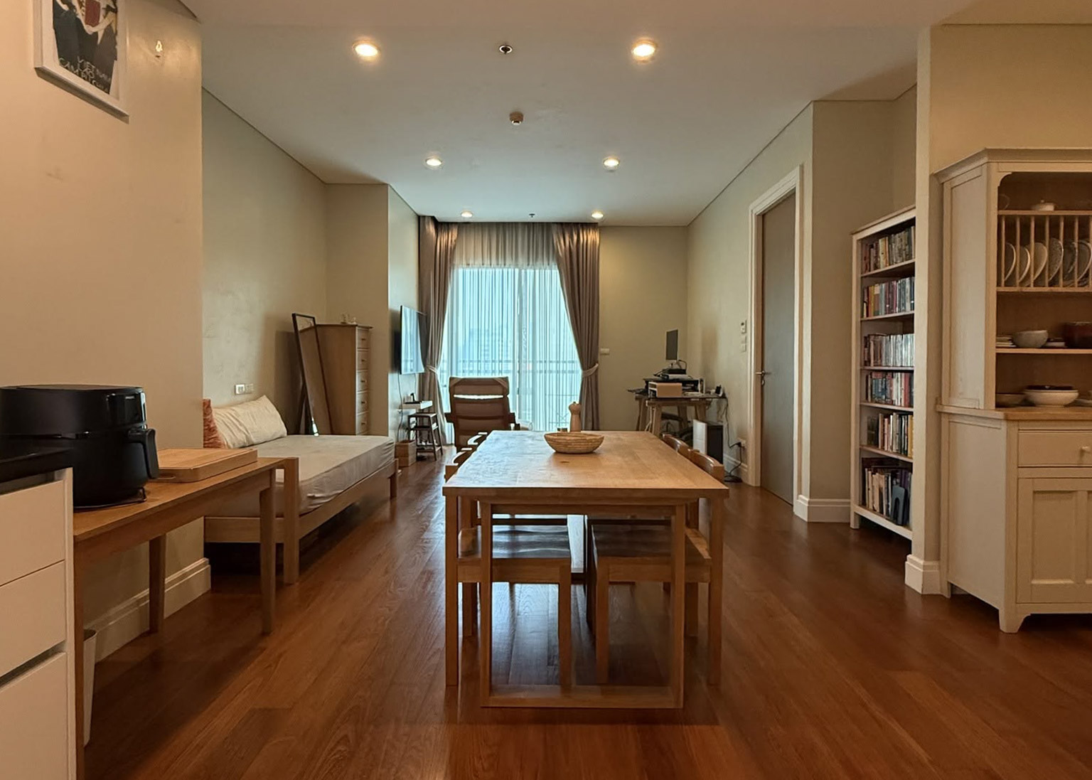 Bright Sukhumvit 24 Condo 74 SQM Phrom Phong