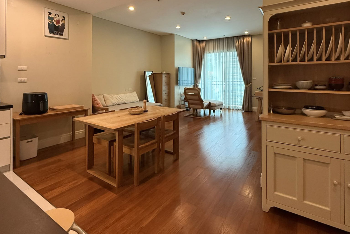Bright Sukhumvit 24 Condo 74 SQM Phrom Phong