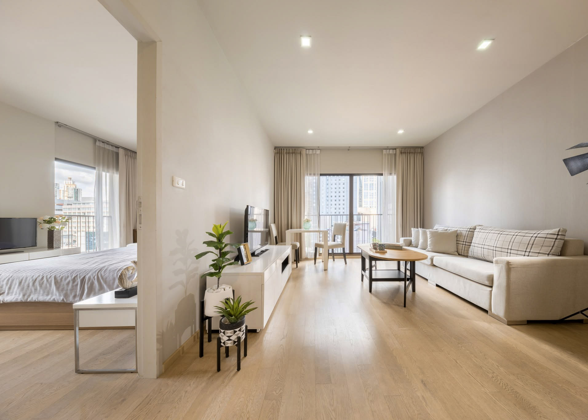 Noble Refine 26 54 SQM Near BTS Phrom Phong