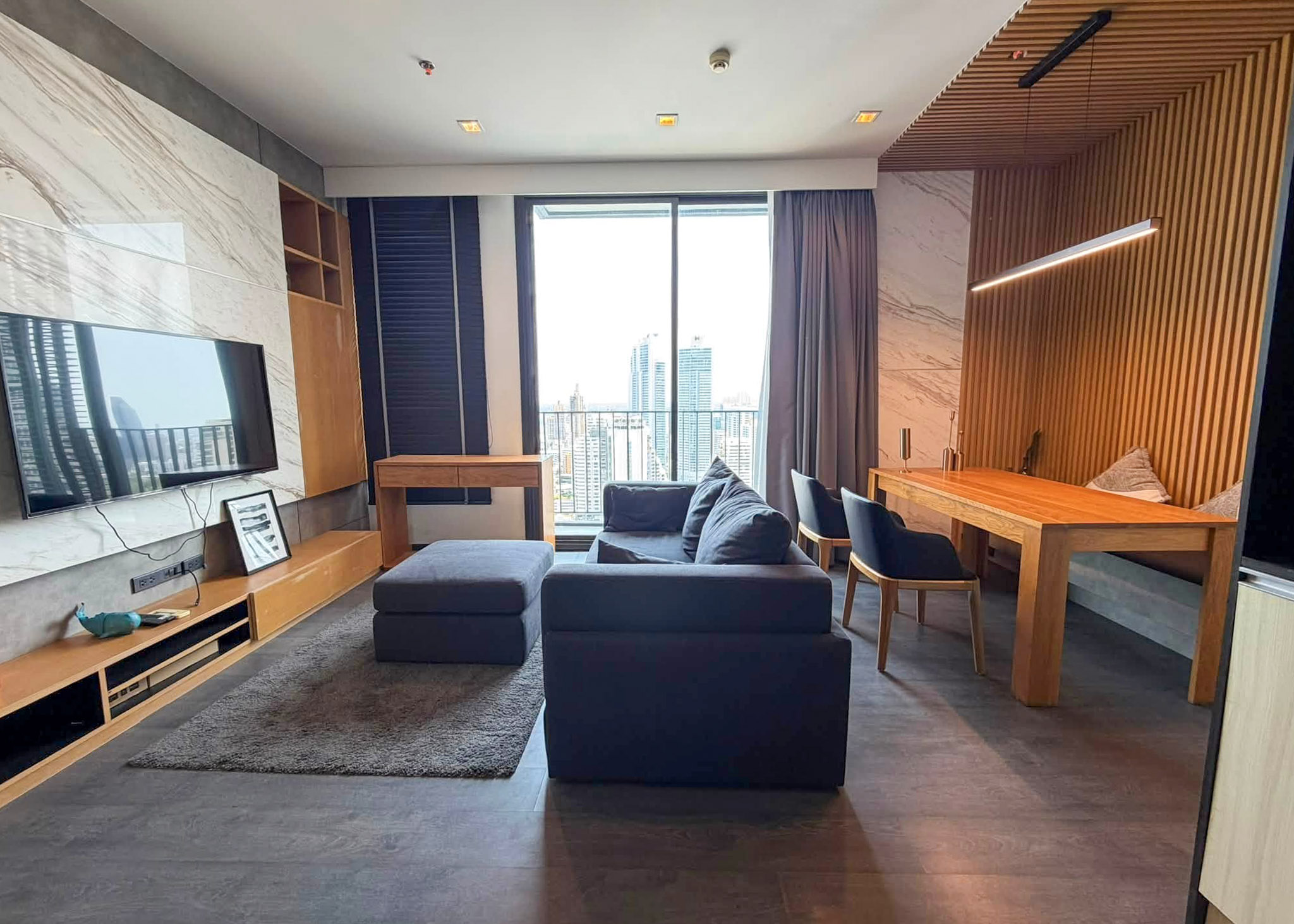 EDGE Sukhumvit 23 | 62.92 SQM 2-Bedroom Condo