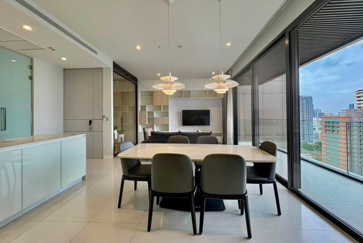 Vittorio Sukhumvit 39 136.71 SQM Sale & Rent