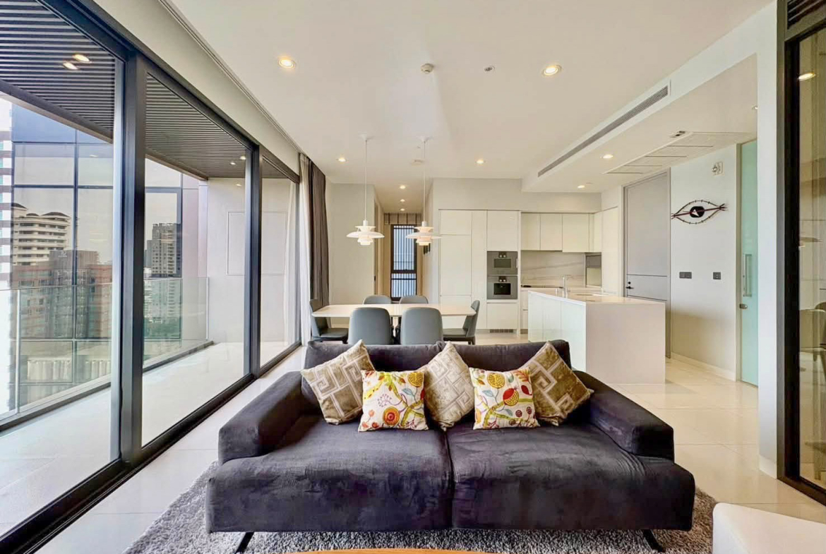 Vittorio Sukhumvit 39 136.71 SQM Sale & Rent