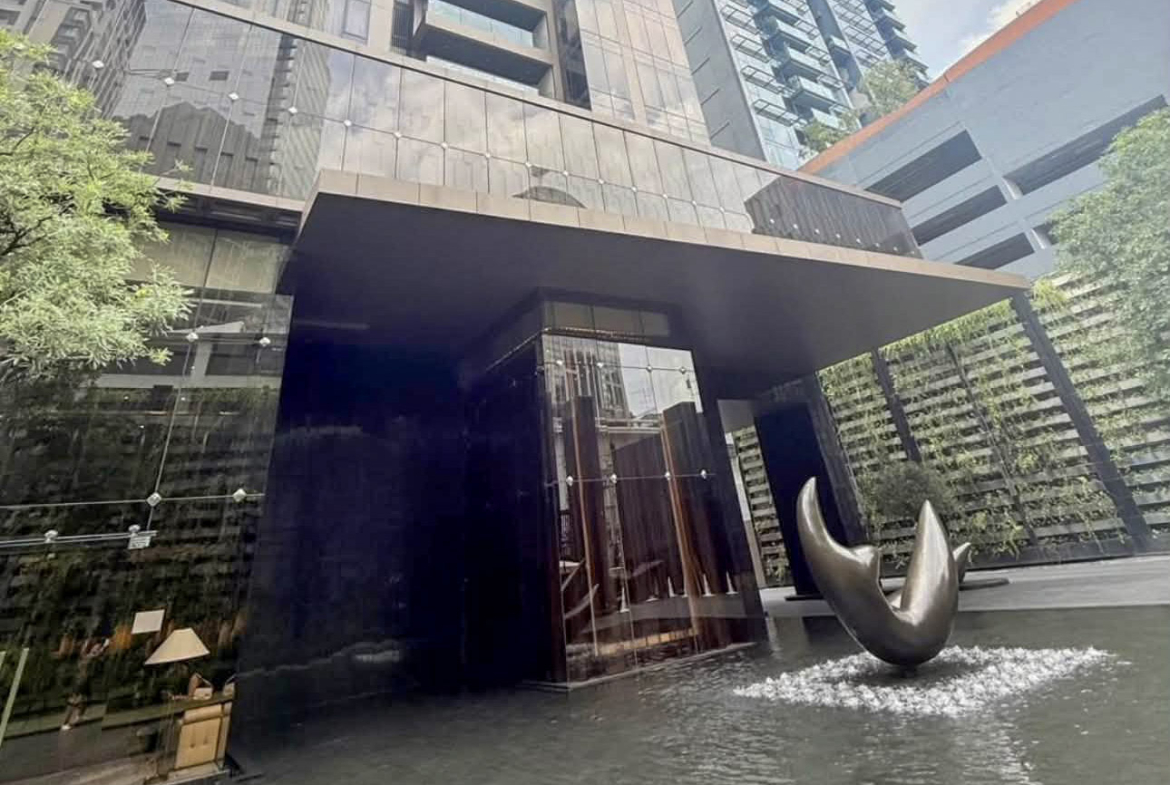 Vittorio Sukhumvit 39 136.71 SQM Sale & Rent