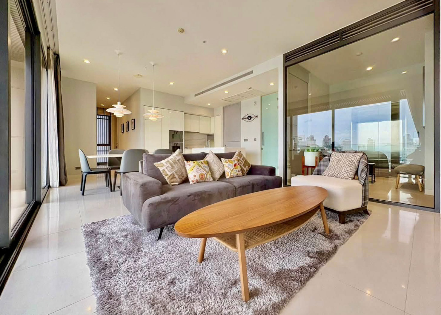 Vittorio Sukhumvit 39 136.71 SQM Sale & Rent