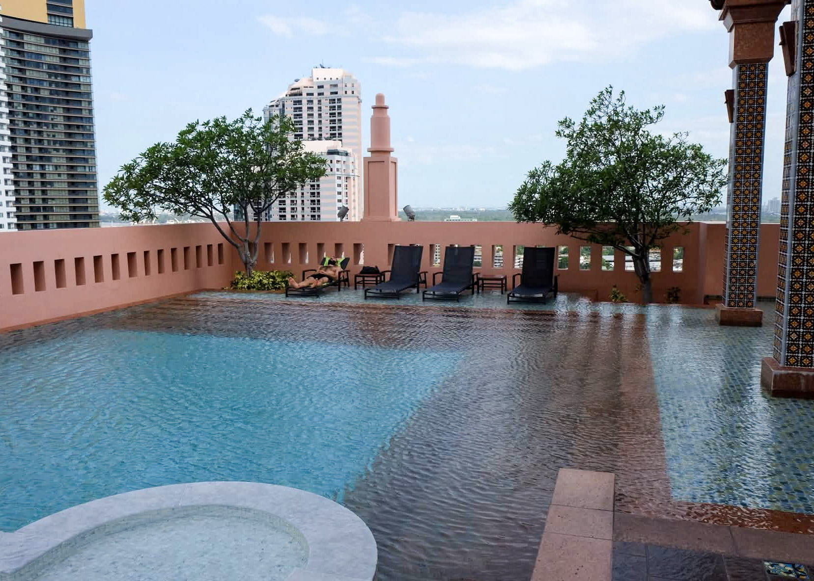 Aguston Condo 95.69 SQM for Sale Sukhumvit 22