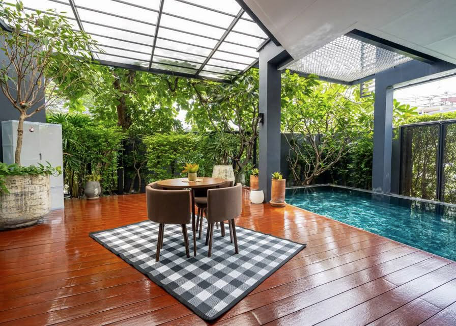 The Oasis House 736 SQM House for Sale Sukhumvit