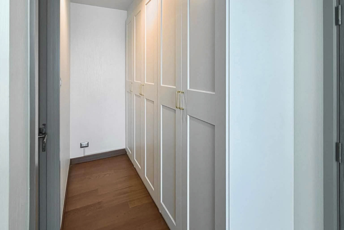 Supalai Oriental 39 73 SQM Condo with Tenant