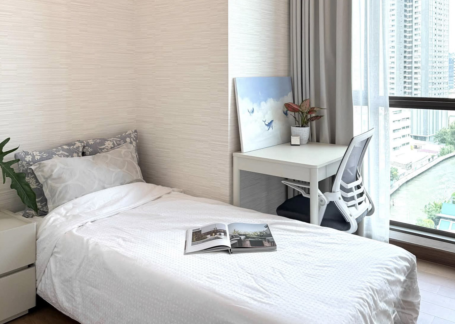 799869127_10175265107005322_7987101610093513677_n Supalai Oriental 39 73 SQM Condo with Tenant